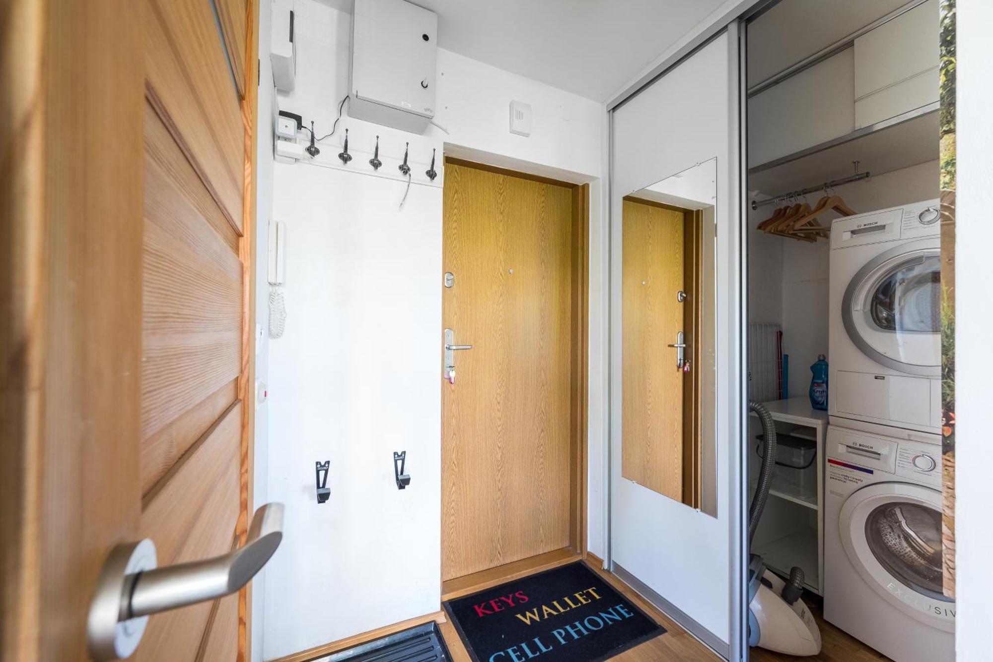 Apartment Solec 2-bedroom Vistula Warsaw