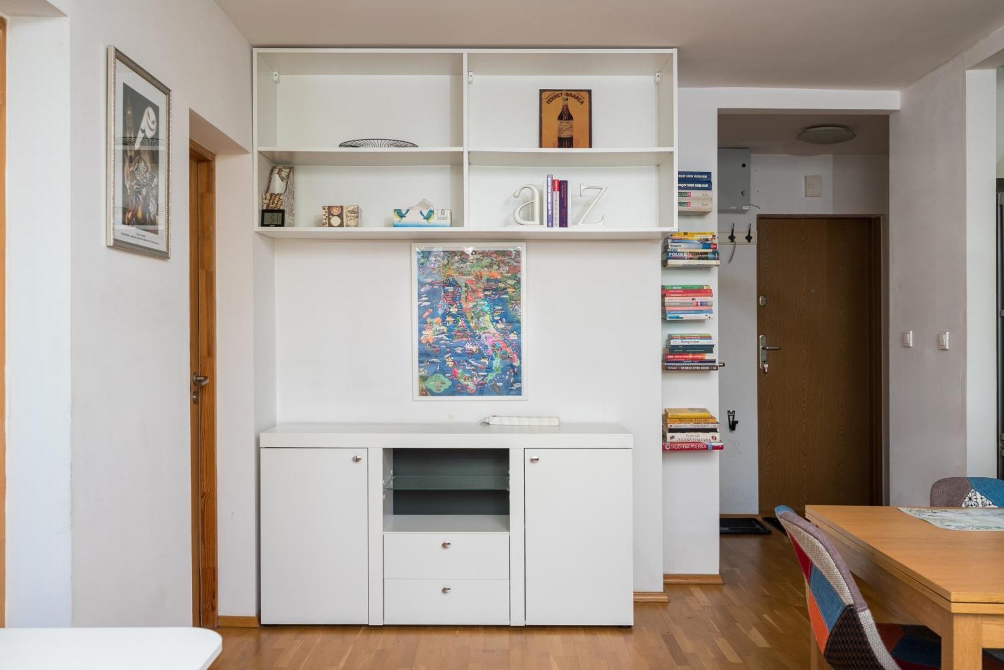 Solec 2-bedroom Vistula Apartment Warschau